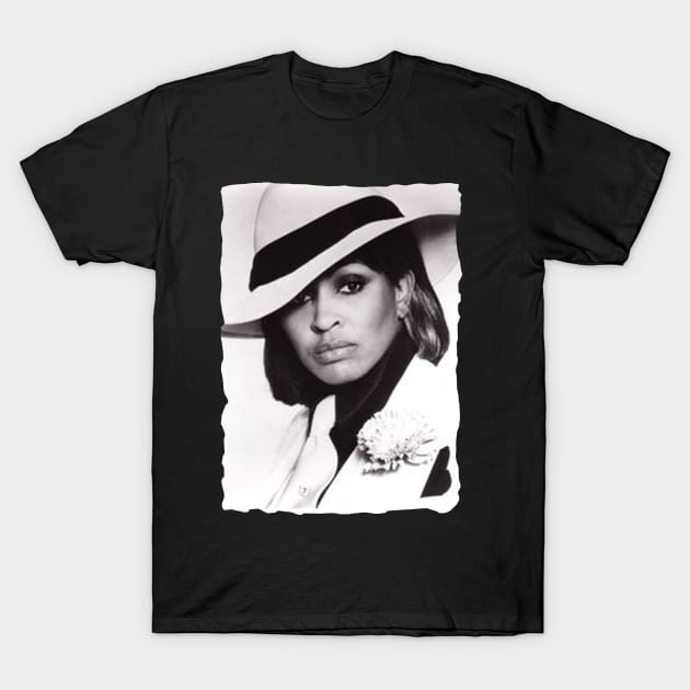 Tina turner T-Shirt by ZEROHANA